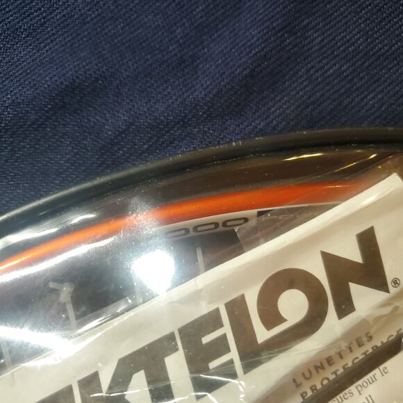 Ektelon 900 Power Level Racquet Ball Pack Set w/ Balls, Eye guard & Racket NIP - Picture 7 of 9